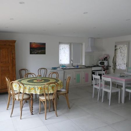 La Bergerie Des Moureres Villa Trezioux Dış mekan fotoğraf
